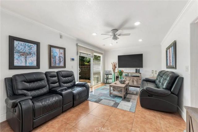15518 S Stanford, Compton, CA 90220