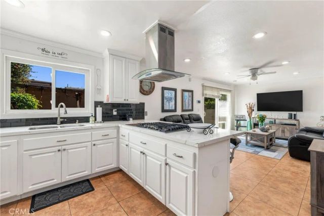 15518 S Stanford, Compton, CA 90220