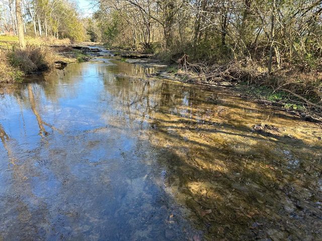 1 Lynchburg Hwy, Fayetteville, TN 37334