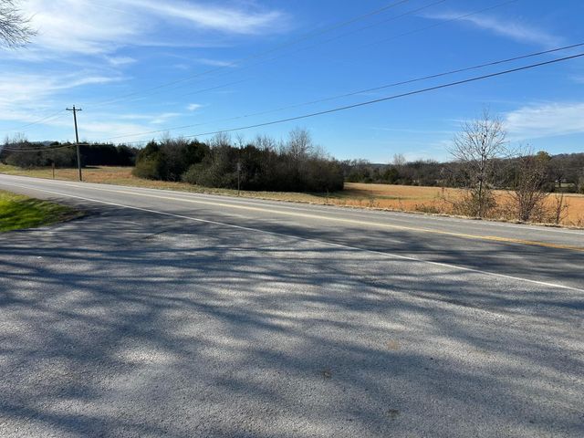 1 Lynchburg Hwy, Fayetteville, TN 37334