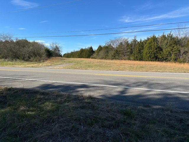 1 Lynchburg Hwy, Fayetteville, TN 37334