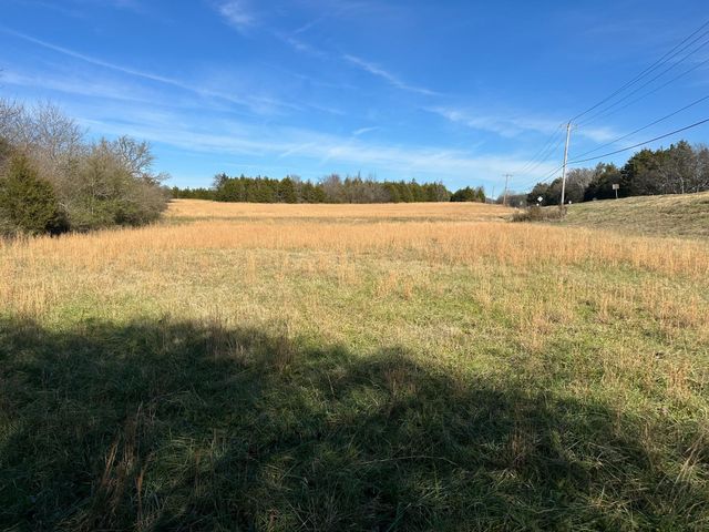 1 Lynchburg Hwy, Fayetteville, TN 37334