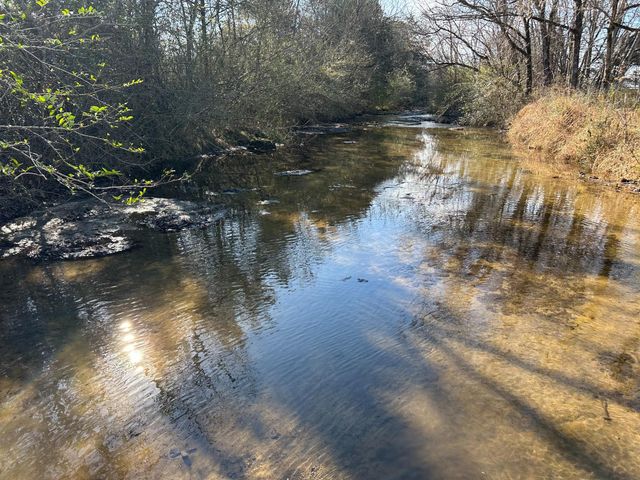 1 Lynchburg Hwy, Fayetteville, TN 37334