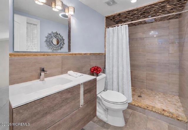 34 Vernon Street, Parlin, NJ 08859