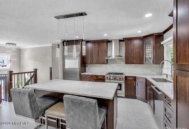 34 Vernon Street, Parlin, NJ 08859