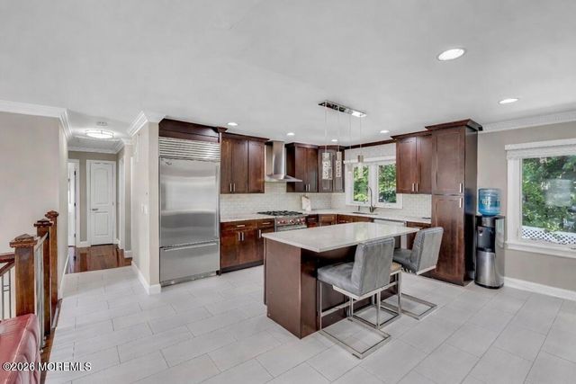 34 Vernon Street, Parlin, NJ 08859