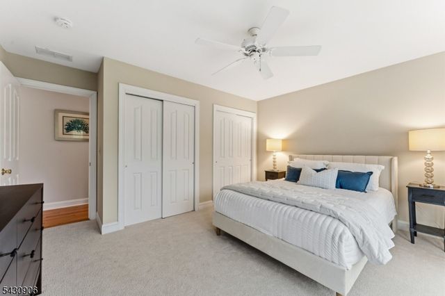 305 Charlton Ln, Branchburg Twp., NJ 08853