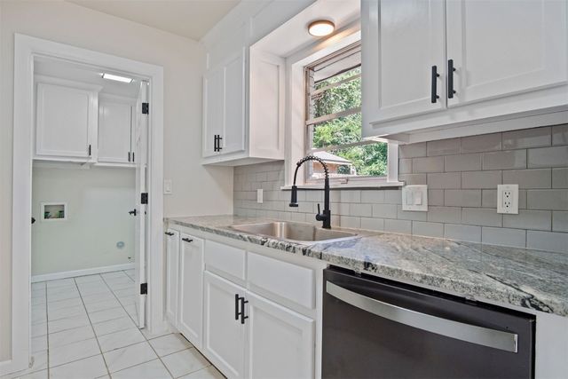 7417 NW 7th Street, Oklahoma City, OK 73127