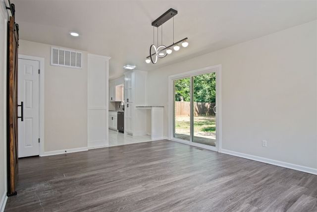 7417 NW 7th Street, Oklahoma City, OK 73127
