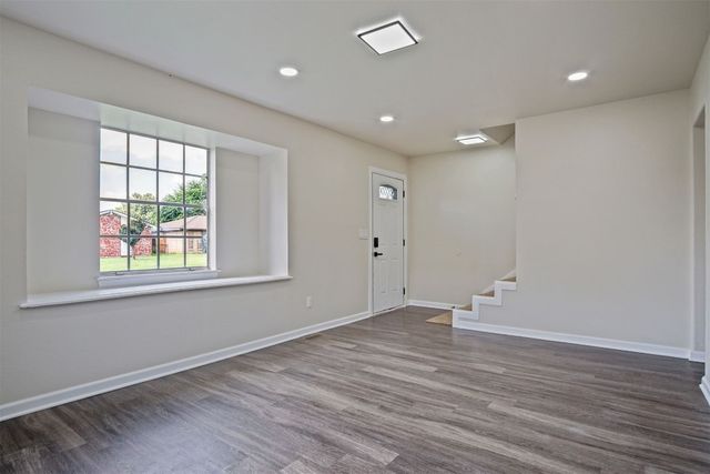 7417 NW 7th Street, Oklahoma City, OK 73127