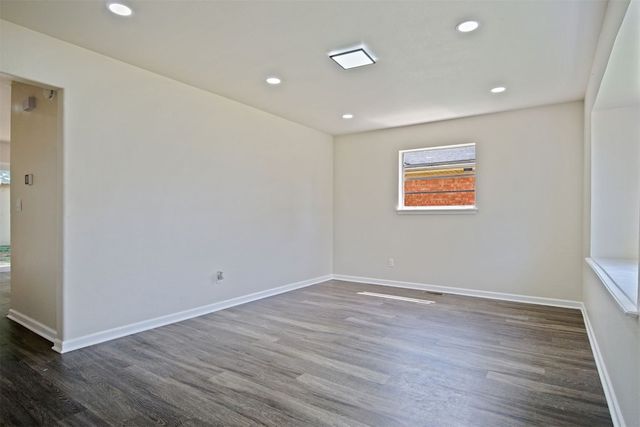 7417 NW 7th Street, Oklahoma City, OK 73127