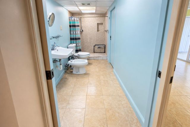 35 Waterford B, Delray Beach, FL 33446