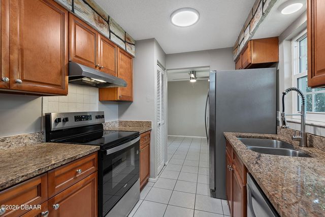 107 Wimbledon Court, Port Orange, FL 32127