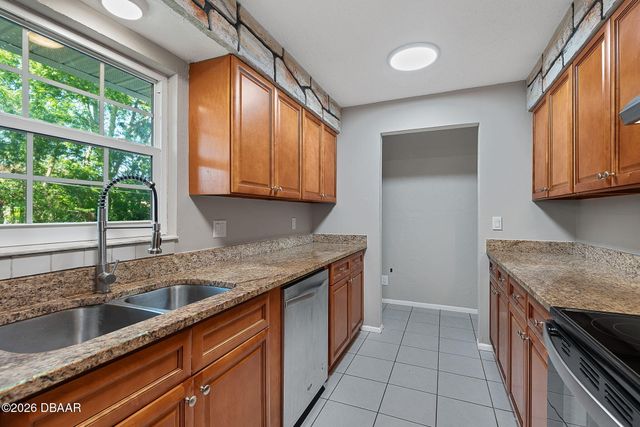 107 Wimbledon Court, Port Orange, FL 32127