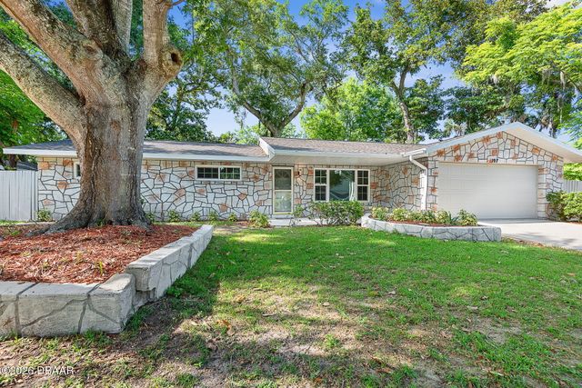 107 Wimbledon Court, Port Orange, FL 32127