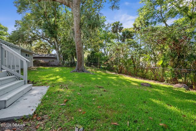 107 Wimbledon Court, Port Orange, FL 32127