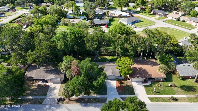 107 Wimbledon Court, Port Orange, FL 32127