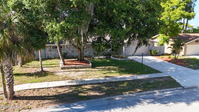 107 Wimbledon Court, Port Orange, FL 32127