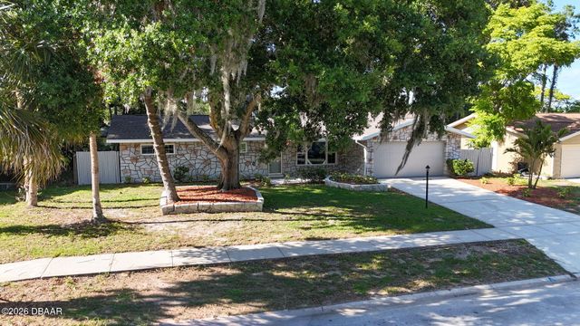 107 Wimbledon Court, Port Orange, FL 32127