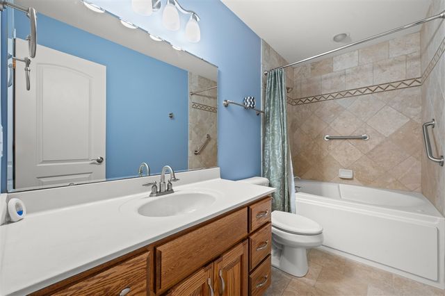 5036 Shoreview Drive, Coloma, MI 49038