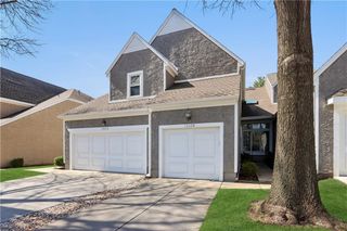 12628 Barkley Street, Leawood, KS 66209