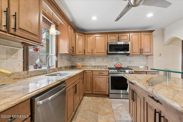 24 Haight Avenue, Piscataway Twp, NJ 08854