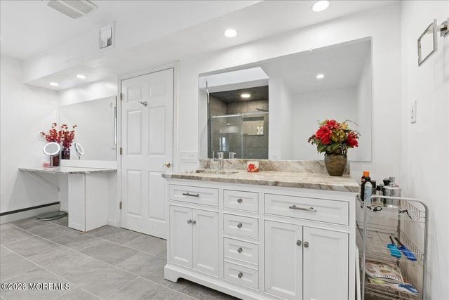 24 Haight Avenue, Piscataway Twp, NJ 08854