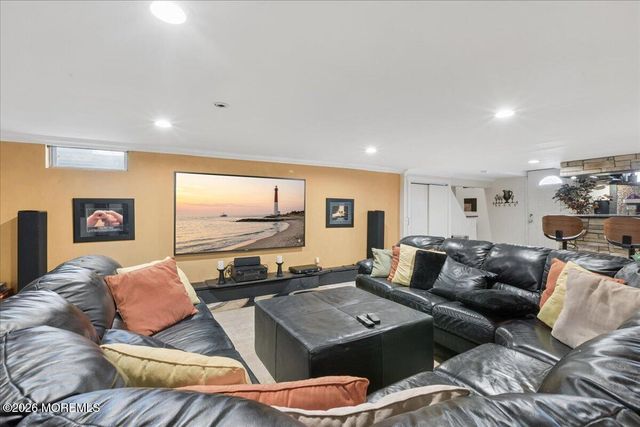 24 Haight Avenue, Piscataway Twp, NJ 08854