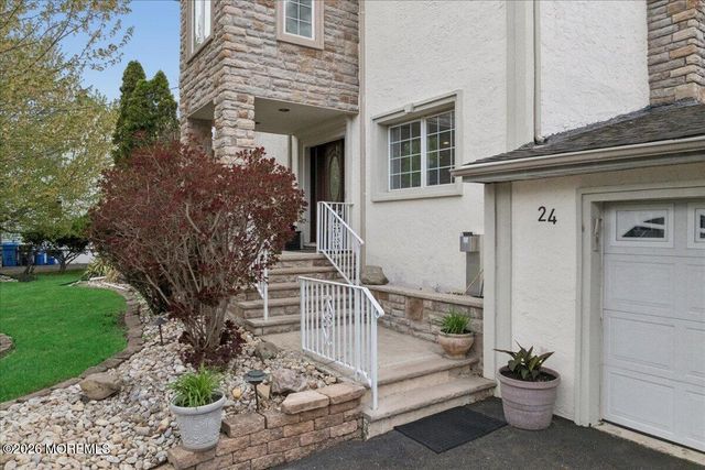 24 Haight Avenue, Piscataway Twp, NJ 08854