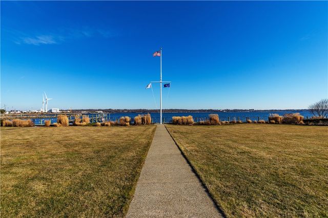1180 Narragansett Boulevard B1, Cranston, RI 02905