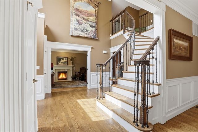 20 Tarbox Ln, North Reading, MA 01864