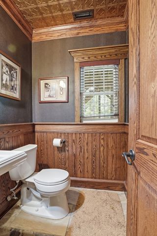 20 Tarbox Ln, North Reading, MA 01864