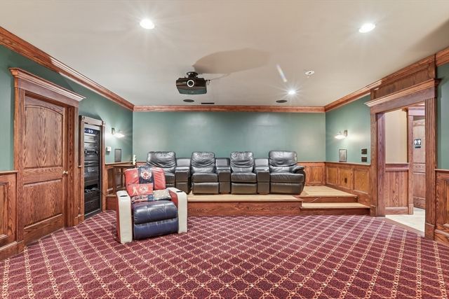 20 Tarbox Ln, North Reading, MA 01864