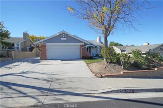 27767 Crookshank, Saugus, CA 91350