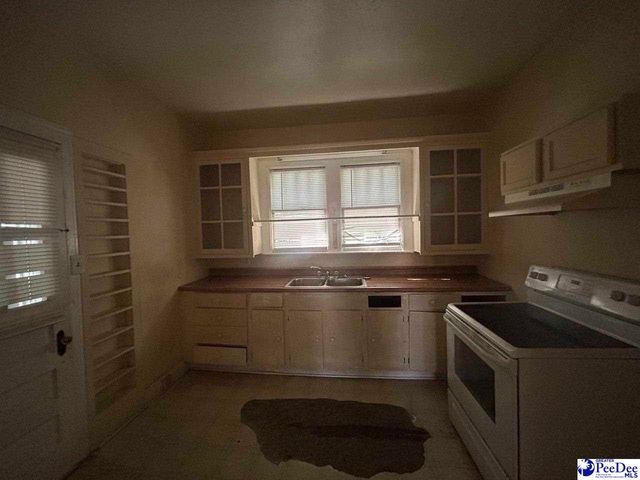 126 HUGER ST, Cheraw, SC 29520