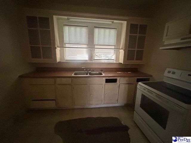 126 HUGER ST, Cheraw, SC 29520