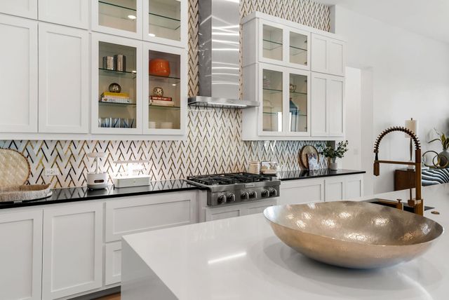 17016 Sanglier DR, Austin, TX 78738