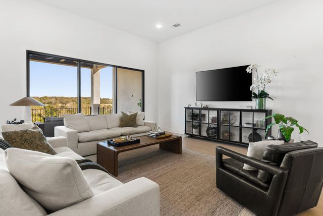 17016 Sanglier DR, Austin, TX 78738