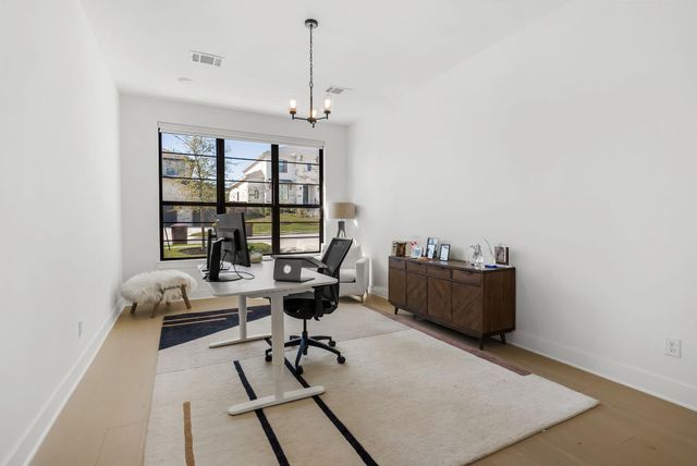 17016 Sanglier DR, Austin, TX 78738