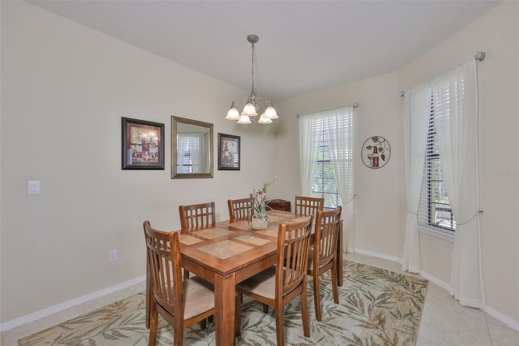 Image 15 of property listing at 5508 SUNSET FALLS DRIVE, Apollo Beach, FL 33572