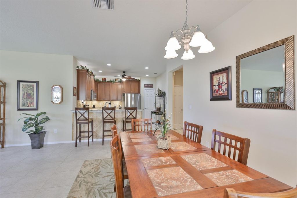 Image 17 of property listing at 5508 SUNSET FALLS DRIVE, Apollo Beach, FL 33572