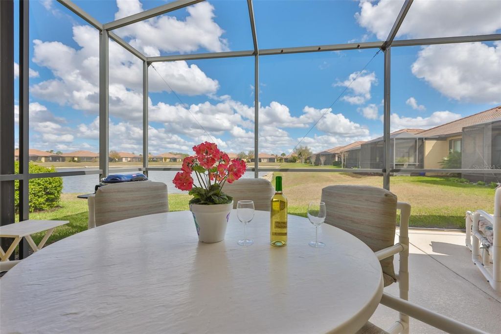 Image 22 of property listing at 5508 SUNSET FALLS DRIVE, Apollo Beach, FL 33572