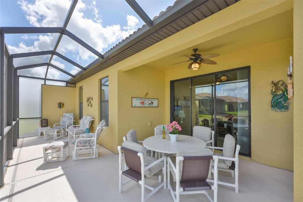 Image 27 of property listing at 5508 SUNSET FALLS DRIVE, Apollo Beach, FL 33572