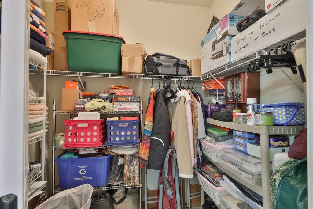 Image 34 of property listing at 5508 SUNSET FALLS DRIVE, Apollo Beach, FL 33572