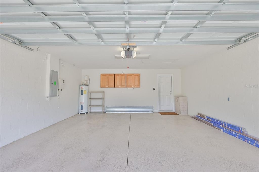 Image 41 of property listing at 5508 SUNSET FALLS DRIVE, Apollo Beach, FL 33572