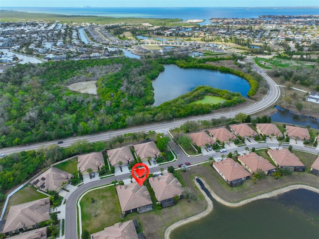 Image 44 of property listing at 5508 SUNSET FALLS DRIVE, Apollo Beach, FL 33572