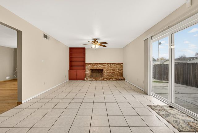 5125 Love Way, Carmichael, CA 95608