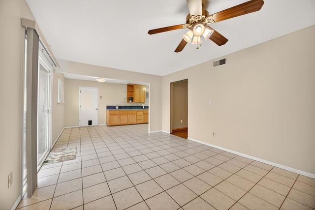 5125 Love Way, Carmichael, CA 95608