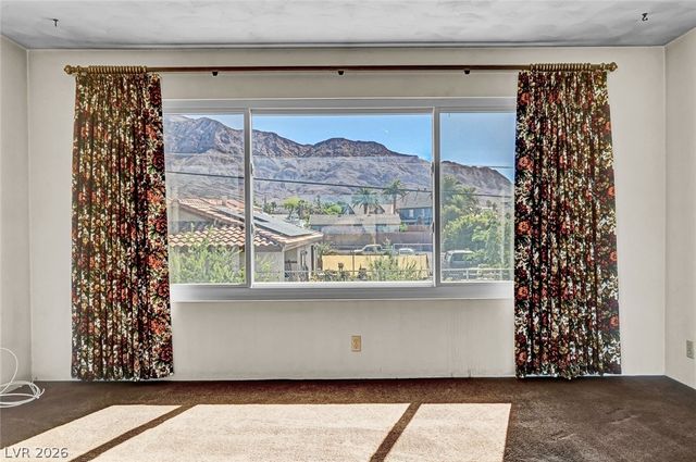 340 North Phyllis Street, Las Vegas, NV 89110