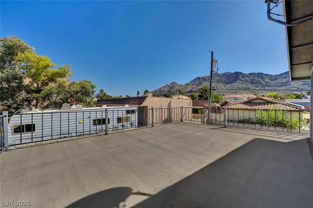 340 North Phyllis Street, Las Vegas, NV 89110
